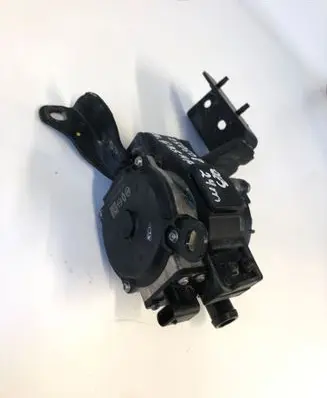 Nissan Qashqai J12 Electric auxiliary coolant/water pump 215806um0a