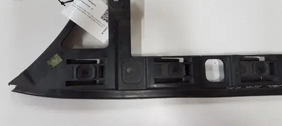 Volkswagen PASSAT B6 Rear bumper mounting bracket 3C5807393