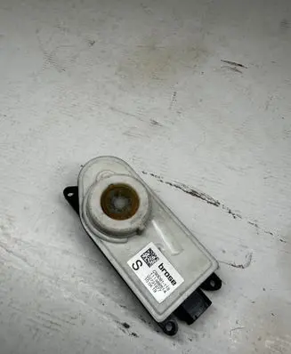 BMW X5 G05 Radiator active air flap actuator 111466514