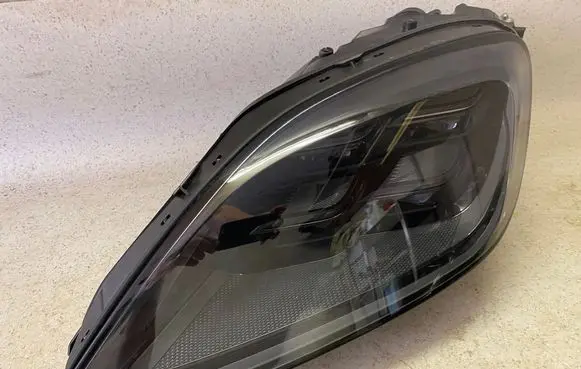 Porsche Cayenne (9Y0 9Y3) Headlight/headlamp 9Y0941773F MDE130374A