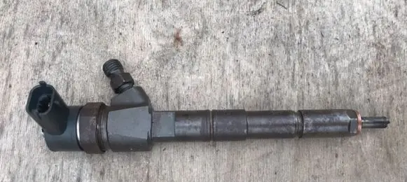 Opel Astra J Fuel injection (other) 0445110327