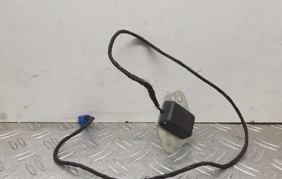Chrysler 300 - 300C Antenna control unit 05064338AA