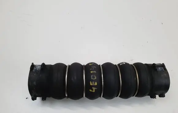 Audi A8 S8 D3 4E Intercooler hose/pipe 4E0145700A