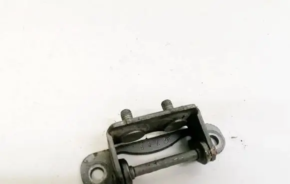 Subaru Forester SG Tailgate/trunk/boot hinge