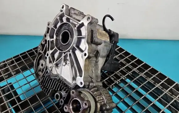BMW 3 E90 E91 Gearbox transfer box case 7552701 IMPRK1586749