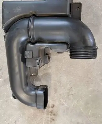 Hyundai i40 Intake resonator 28220-3Z300 28190-3Z300