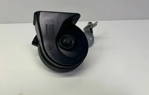 Ford Kuga II Horn signal GJ5T-13802-CB