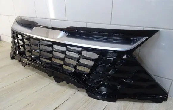 KIA Sportage Front bumper upper radiator grill 86351R2020