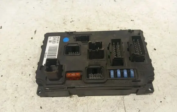 Peugeot 407 Fuse module 9656148180 S120017001H BSCA0400