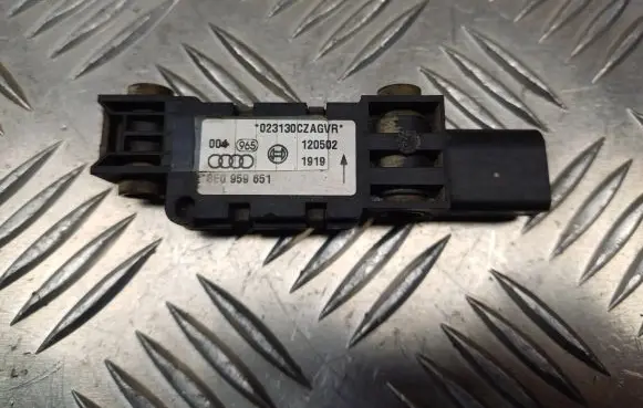 Audi A4 S4 B6 8E 8H Airbag deployment crash/impact sensor 8E0959651