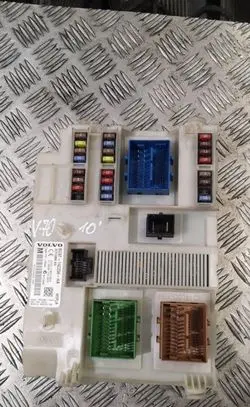 Volvo V70 Fuse module 31314866aa