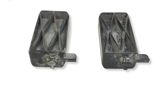 Ford Mondeo MK V Radiator mount bracket DG938A452AA