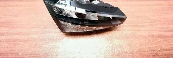 Skoda Scala Headlight/headlamp 65794106 90176072 657941607