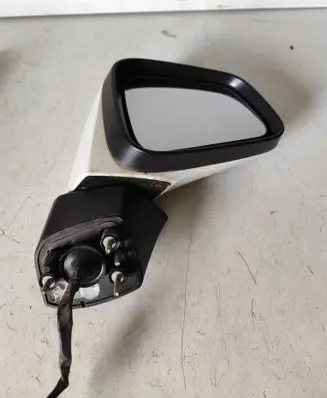Opel Mokka Front door electric wing mirror E9026673 E9036673
