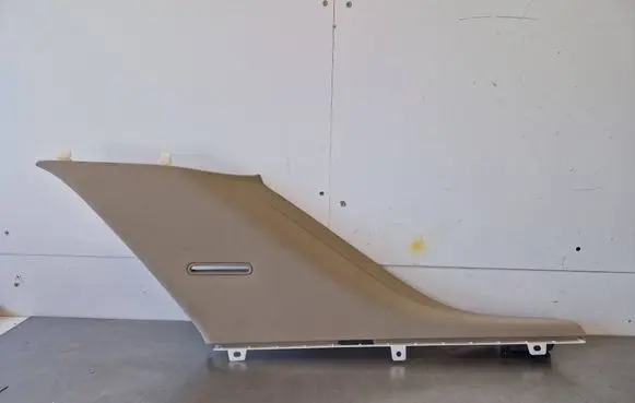 (C) pillar trim