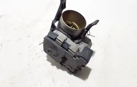 Volkswagen Golf VII Throttle valve 035133062C