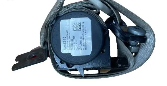 Buick Enclave II Rear seatbelt 84198575