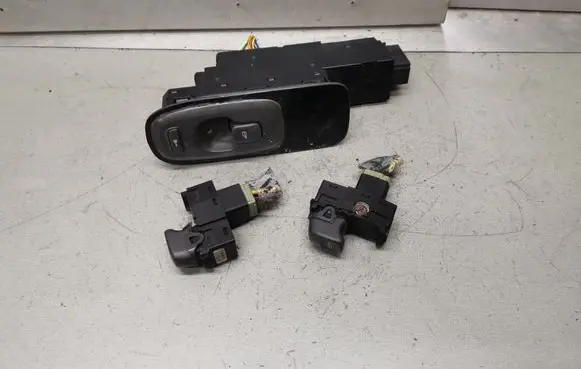Volvo S60 Electric window control switch 9452961 9472275
