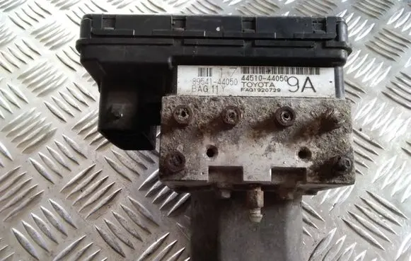 Toyota Avensis Verso ABS Pump 4451044050 FAG1920729 8954144050