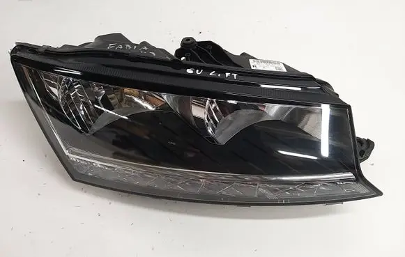 Skoda Fabia Mk3 (NJ) Headlight/headlamp 6V1941016D 030111520200
