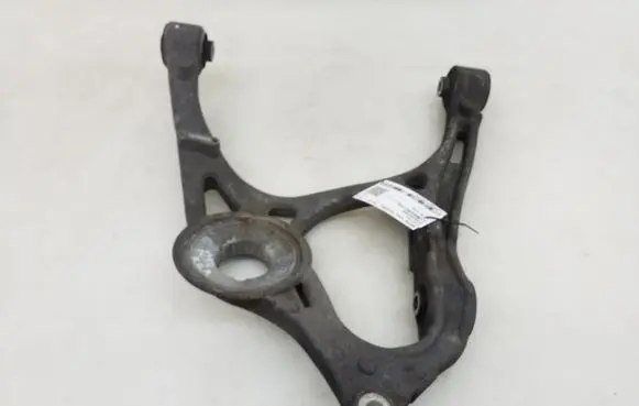 Rear upper control arm/wishbone