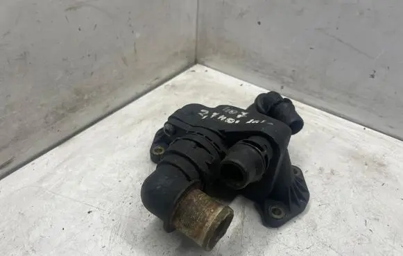 Peugeot 407 Engine coolant pipe/hose U3Q8A586