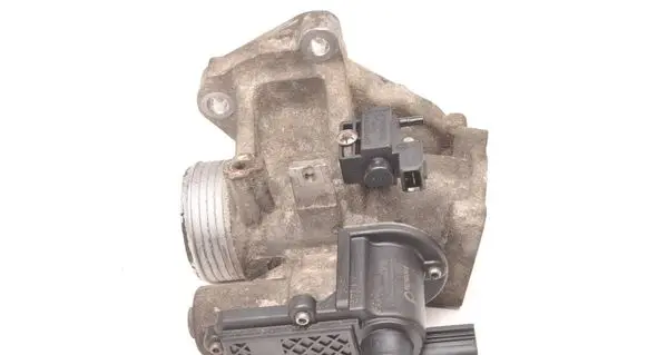 Volvo C70 EGR valve 30774813