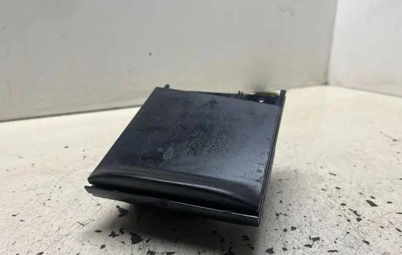 Volkswagen Golf IV Car ashtray 1J0857961G