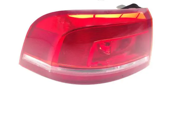 Volkswagen PASSAT B7 Rear/tail lights 3AF945095C 605001LI