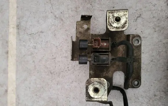 Nissan Patrol Y61 Vacuum valve Aese12324
