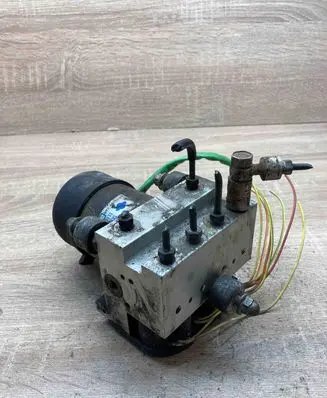 Mazda Xedos 6 ABS Pump GA2G437A0 377362B