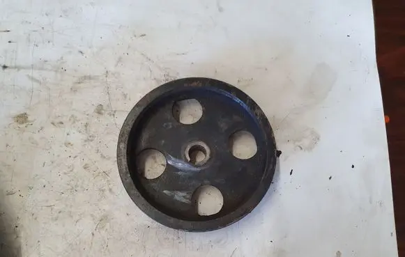 Toyota Avensis T220 Water pump pulley NOCODE