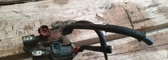 Toyota Hilux (AN10, AN20, AN30) Valve vacuum 