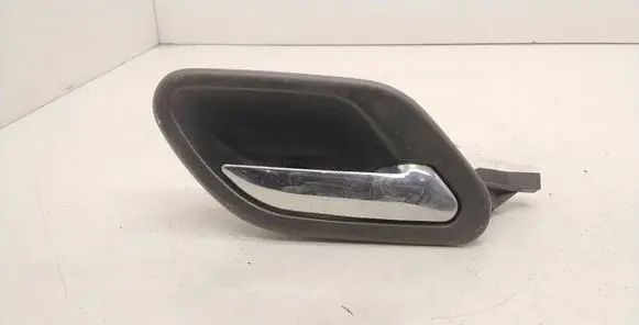 BMW 5 E39 Front door interior handle 8226050