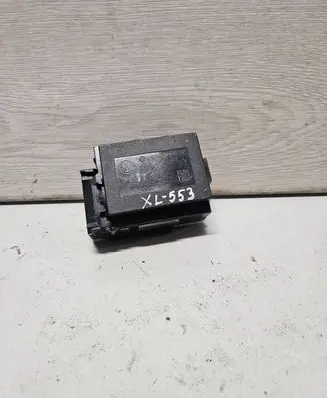Volkswagen PASSAT B6 Ignition lock 3C0905843Q