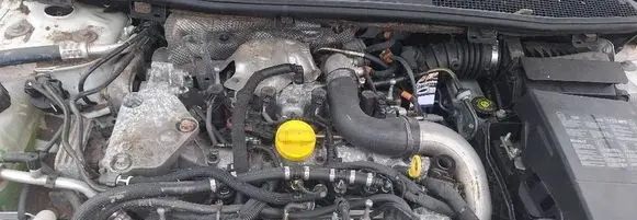 Renault Megane III Engine swap F4R872