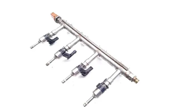 Skoda Fabia Mk2 (5J) Fuel injectors set 03F906036B 03F133320C