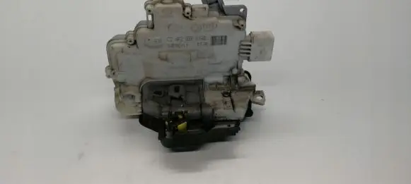 Audi A6 S6 C6 4F Front door lock 4F2837016B