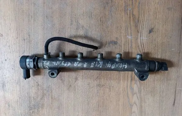 Hyundai Sonata Fuel main line pipe 0281002507 0445214085
