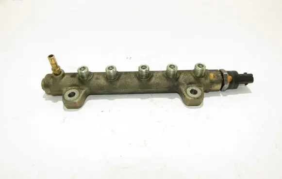 Renault Laguna II Fuel main line pipe 8200347594