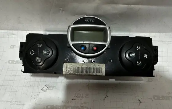 Renault Megane II Climate control unit 8200413906