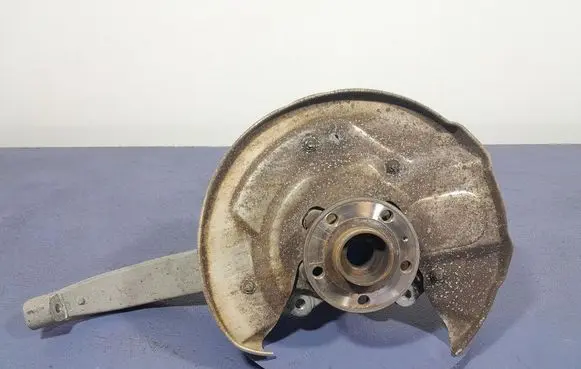 Volvo XC90 Front wheel hub spindle knuckle 