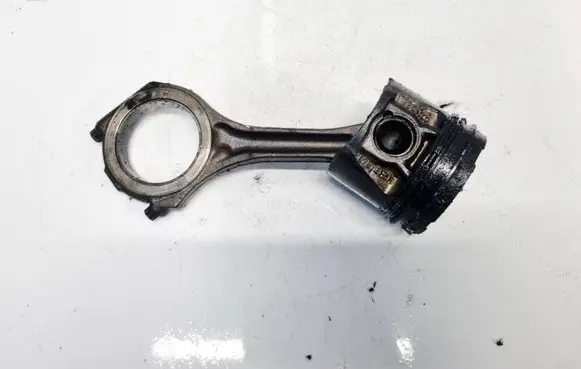 Audi A6 S6 C5 4B Piston with connecting rod