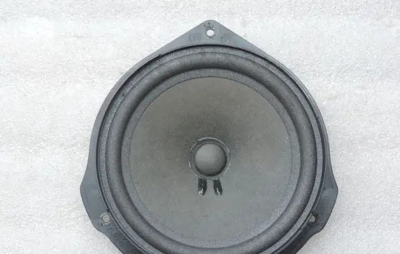 Mercedes-Benz E W212 Dash center air vent grill A2129067000