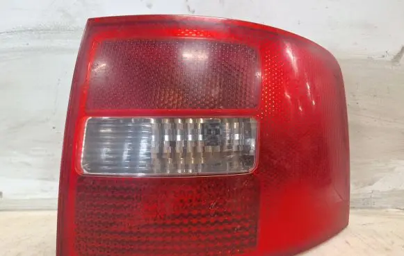 Audi A6 S6 C5 4B Rear/tail lights 4B9945096 RFBL3158B