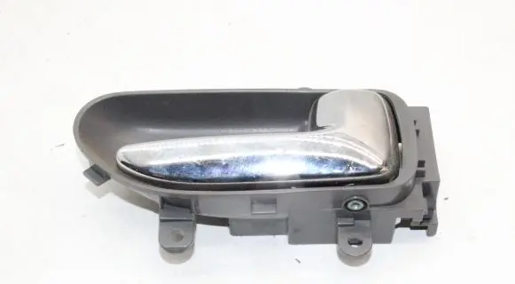 Nissan X-Trail T31 Rear door interior handle