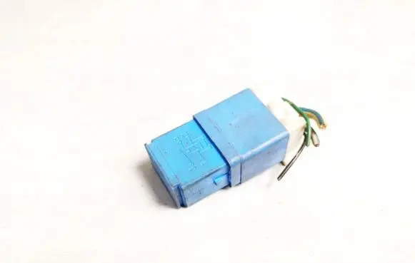 Nissan Almera N16 Other relay 252309f920 4ra007813-03