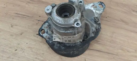 Volvo XC70 Front upper strut mount 2173351