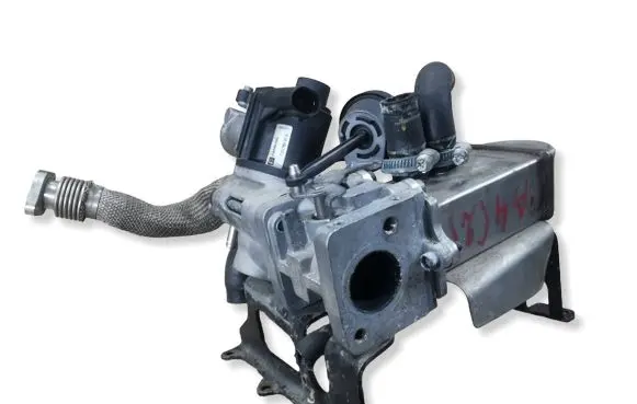 Audi A4 S4 B8 8K EGR valve 059131063J 059131515AH