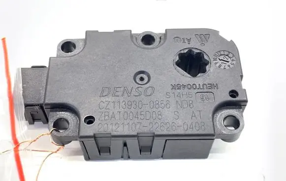 Mercedes-Benz A W176 Air flap motor/actuator CZ1139300856